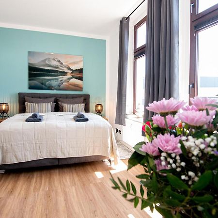 Sweethome - Zentral - Kueche & Parkplatz, Wifi Halle  Exteriör bild