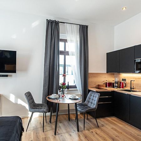 Sweethome - Zentral - Kueche & Parkplatz, Wifi Halle  Exteriör bild