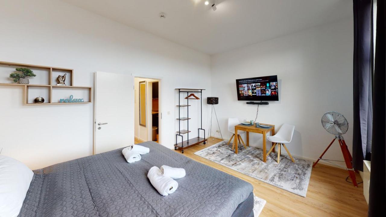 Sweethome - Zentral - Kueche & Parkplatz, Wifi Halle  Exteriör bild