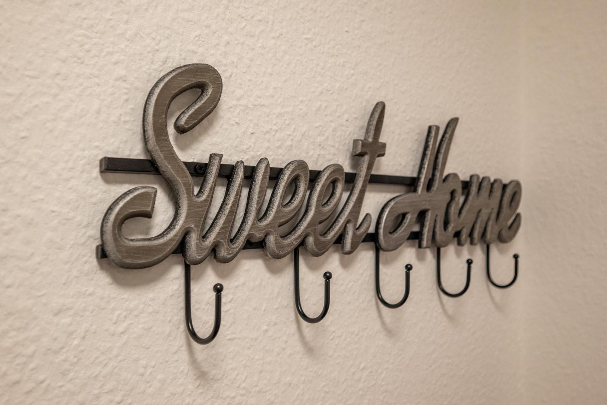 Sweethome - Zentral - Kueche & Parkplatz, Wifi Halle  Exteriör bild