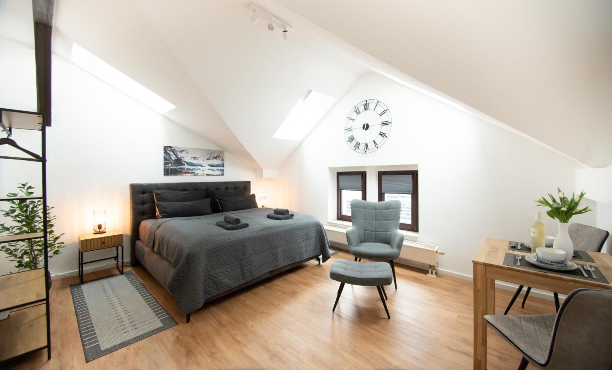Sweethome - Zentral - Kueche & Parkplatz, Wifi Halle  Exteriör bild