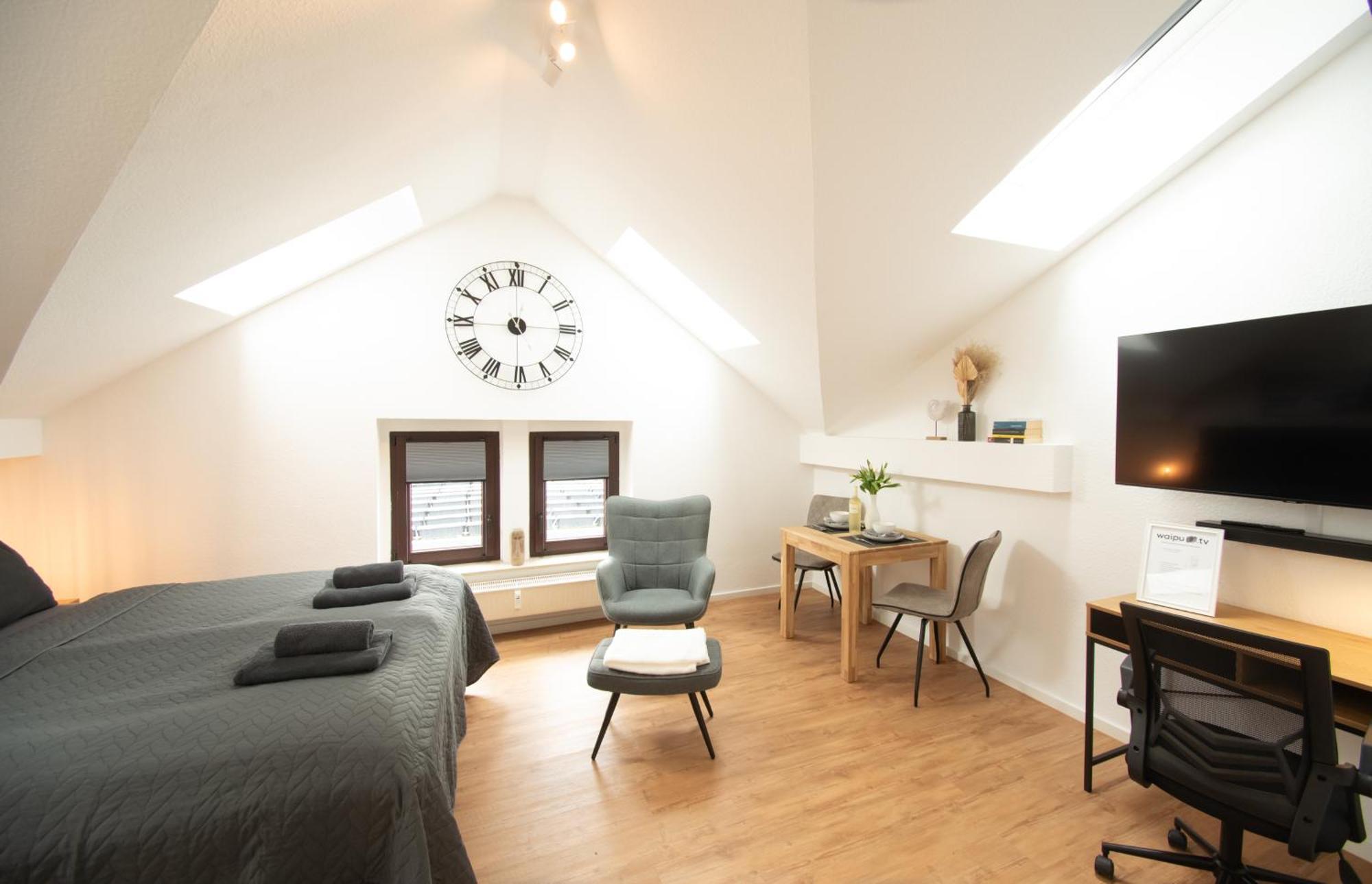 Sweethome - Zentral - Kueche & Parkplatz, Wifi Halle  Exteriör bild