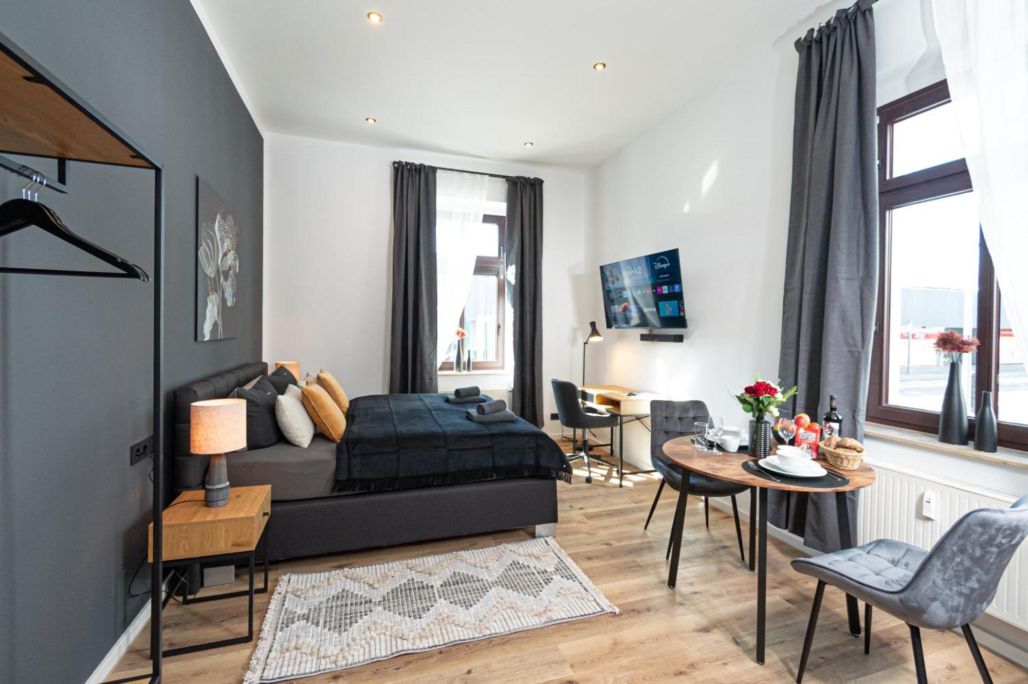 Sweethome - Zentral - Kueche & Parkplatz, Wifi Halle  Exteriör bild